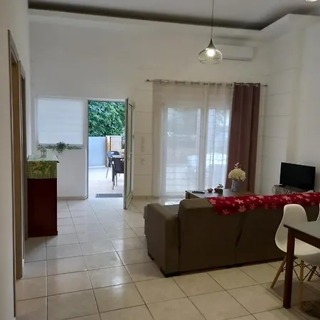 Konnie Seaside House 1 Apartment Diakopto Exterior photo